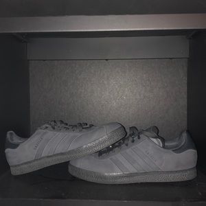 all black suede gazelles